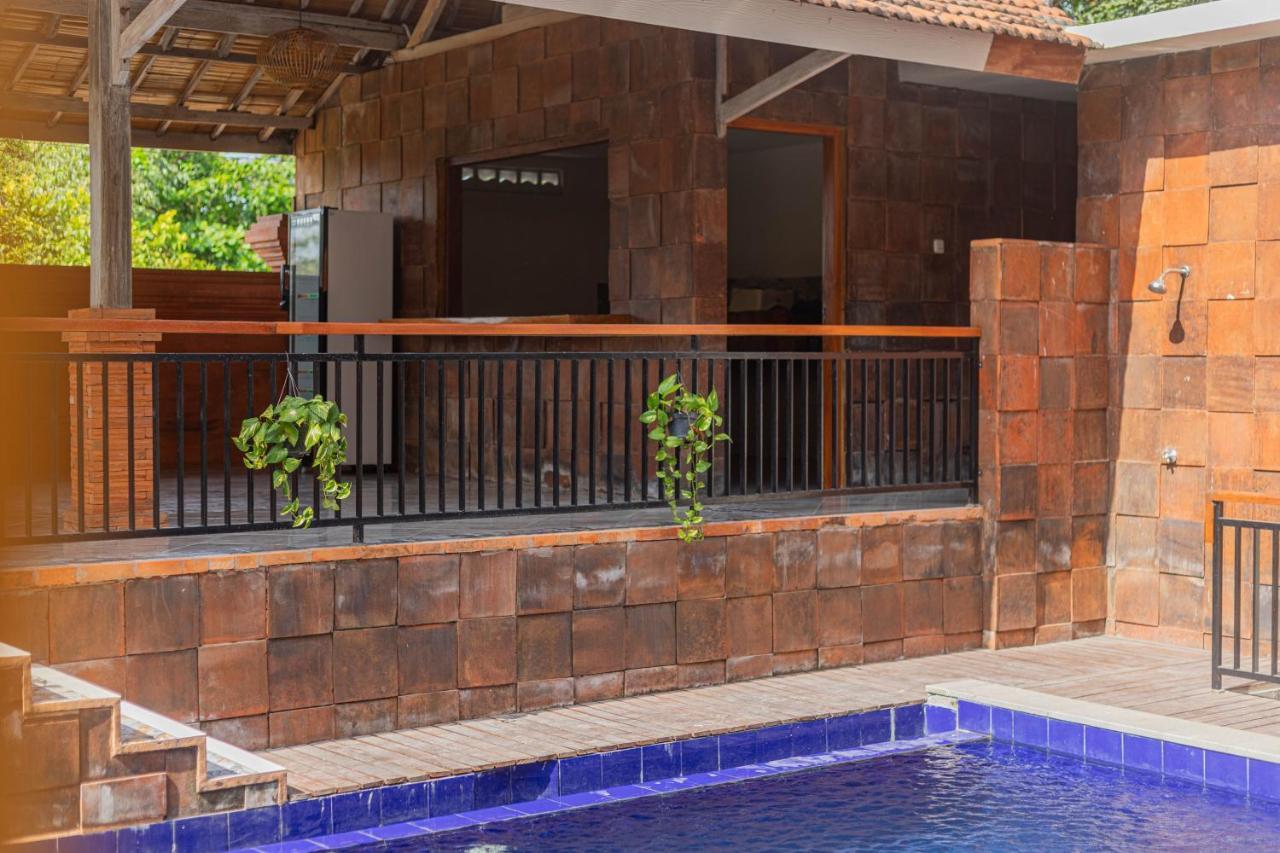 Candra Loka Studio & Apartment By The Loka Kerobokan Esterno foto