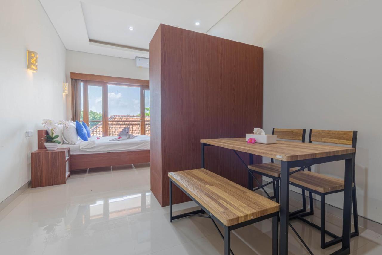 Candra Loka Studio & Apartment By The Loka Kerobokan Esterno foto