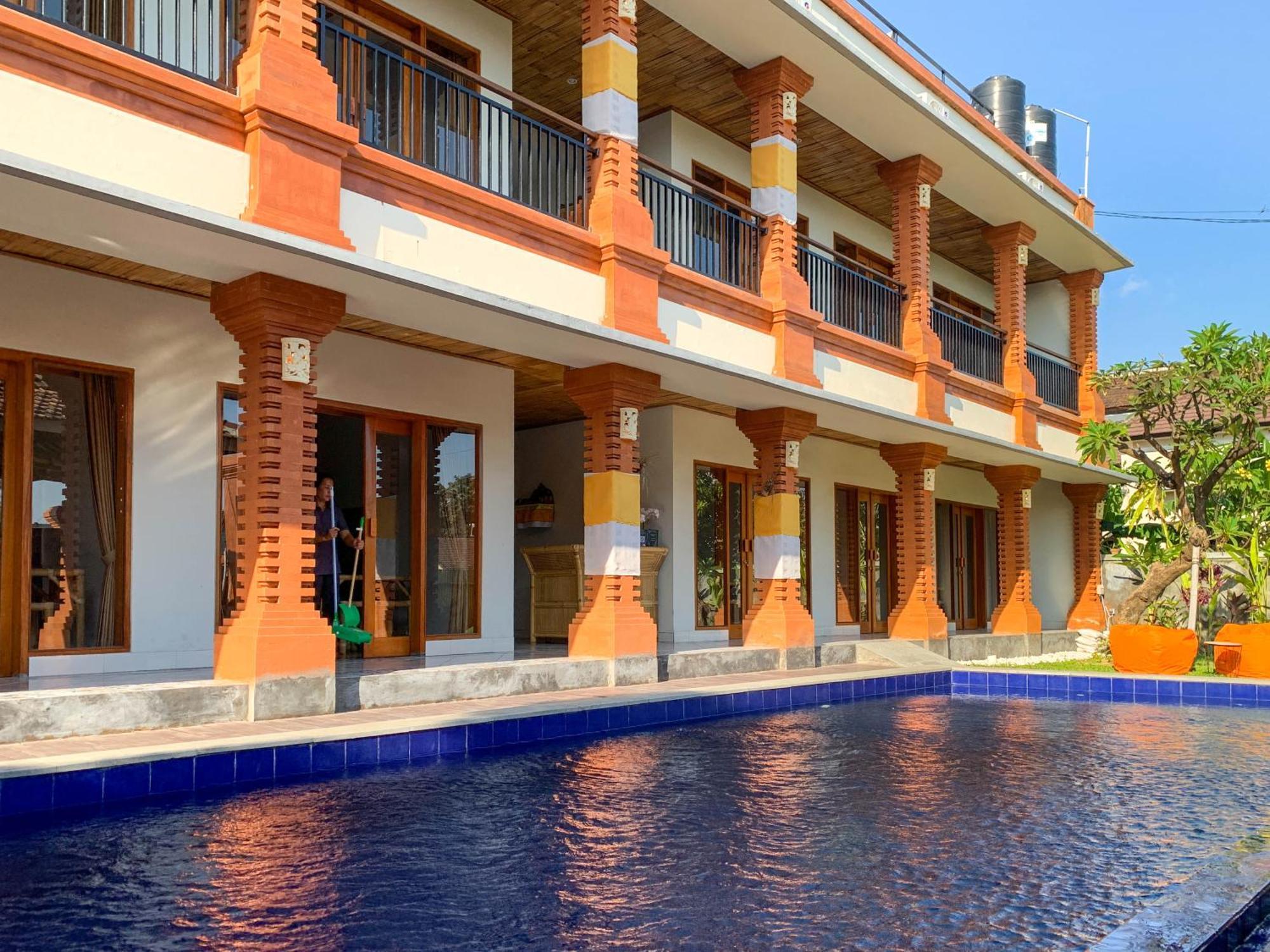 Candra Loka Studio & Apartment By The Loka Kerobokan Esterno foto